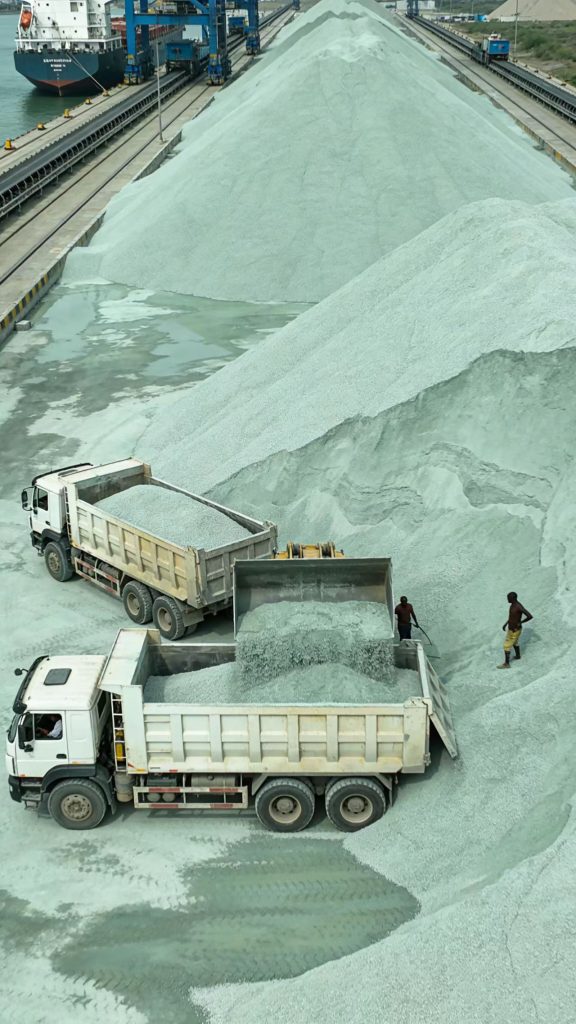 594dc8fe-af56-4b18-b399-e41ccab81bbf